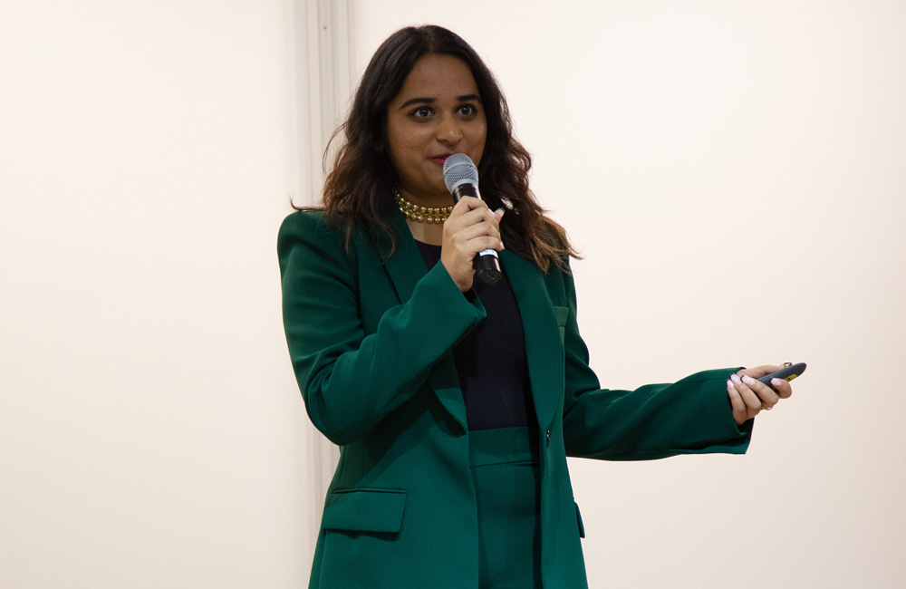 Pranjal Jain '23 pitches her yoga clothing company Praali to an audience at eLab's New York City Pitch Night.